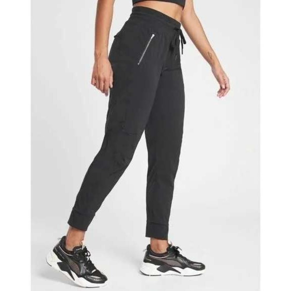 Athleta Trekkie North Jogger Black Mid Rise Hiking Pants 405726‎ Womens Size 2